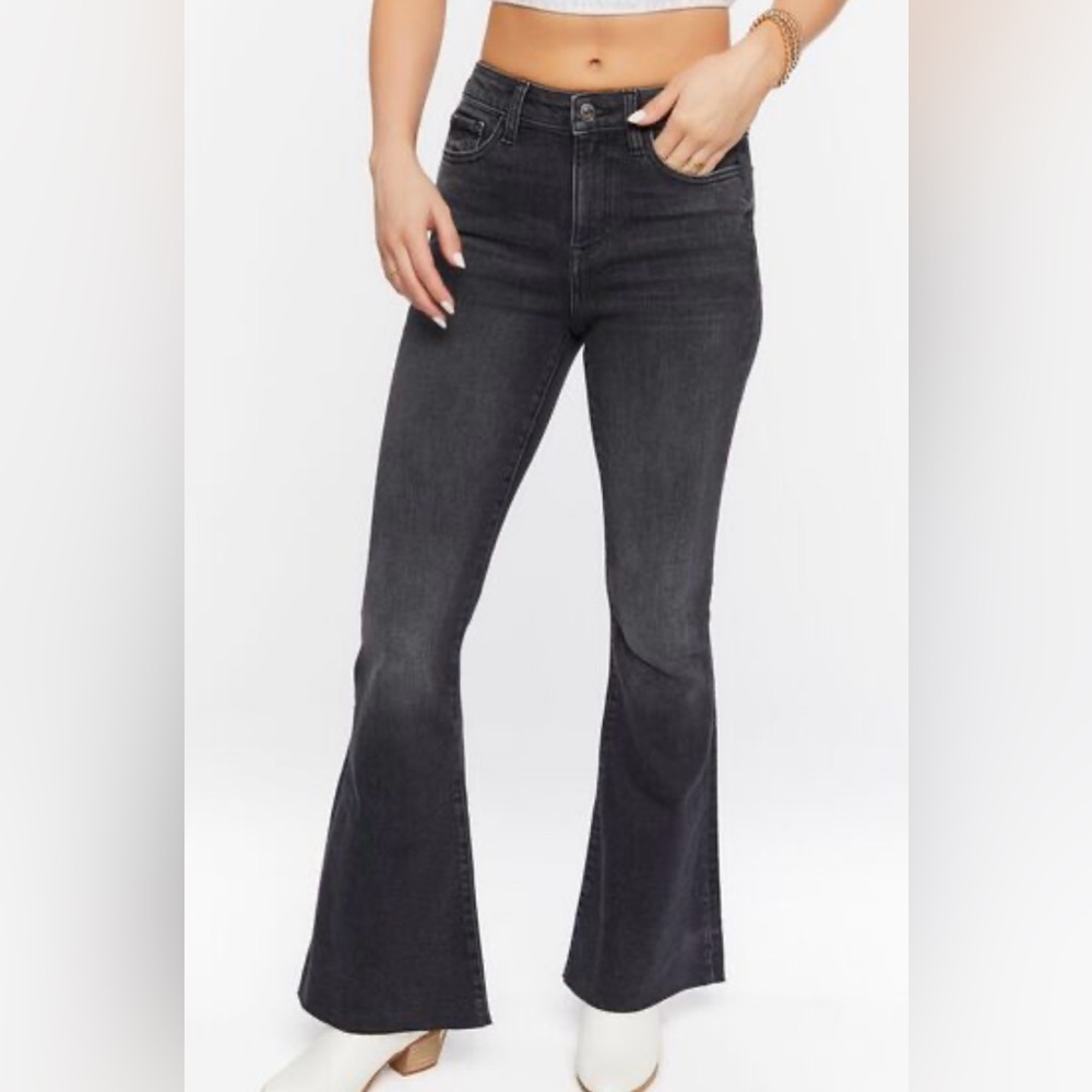 NWT Forever 21 Mid-rise Flare Jeans Washed Black